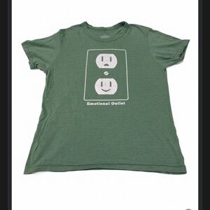 Fossil Green Graphic T-Shirt women’s large